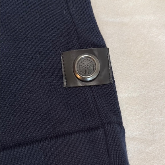 Musterbrand Marvel Captain America-inspired Shawl Collar Sweater - Picture 6 of 8